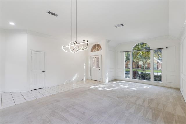 Building Photo - 708 Nettleton Dr