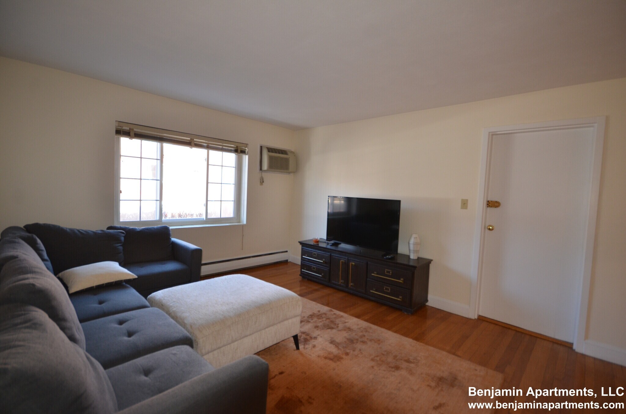 Building Photo - 3 Brattle Dr