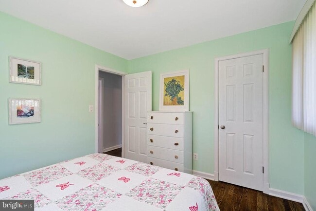 Building Photo - 3908 Melvern Pl
