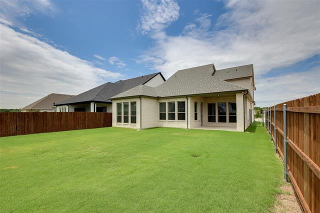 Building Photo - 611 Hummingbird Dr