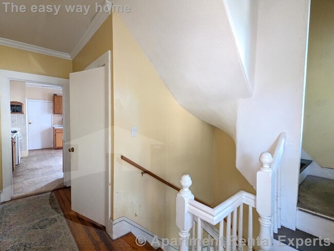 Building Photo - Davis Square 3BR - 8 Mins to T - Dishwasher