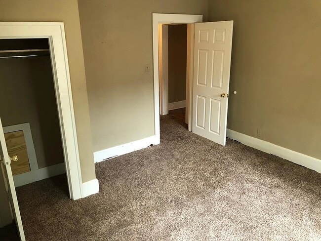 Building Photo - 419 Haynes St