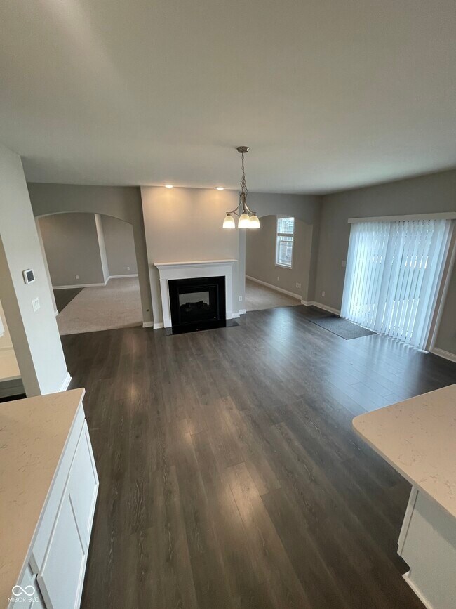 Building Photo - 7352 Doyal Dr