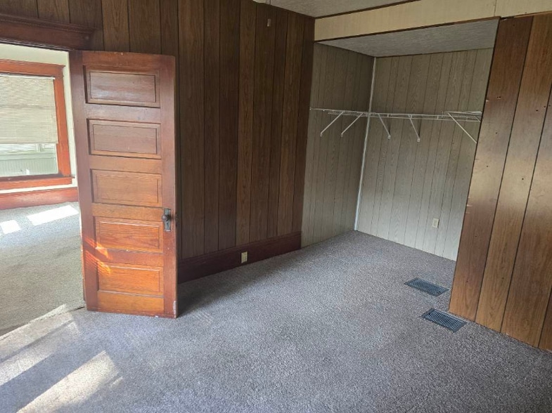 Building Photo - 117 S Rutledge St