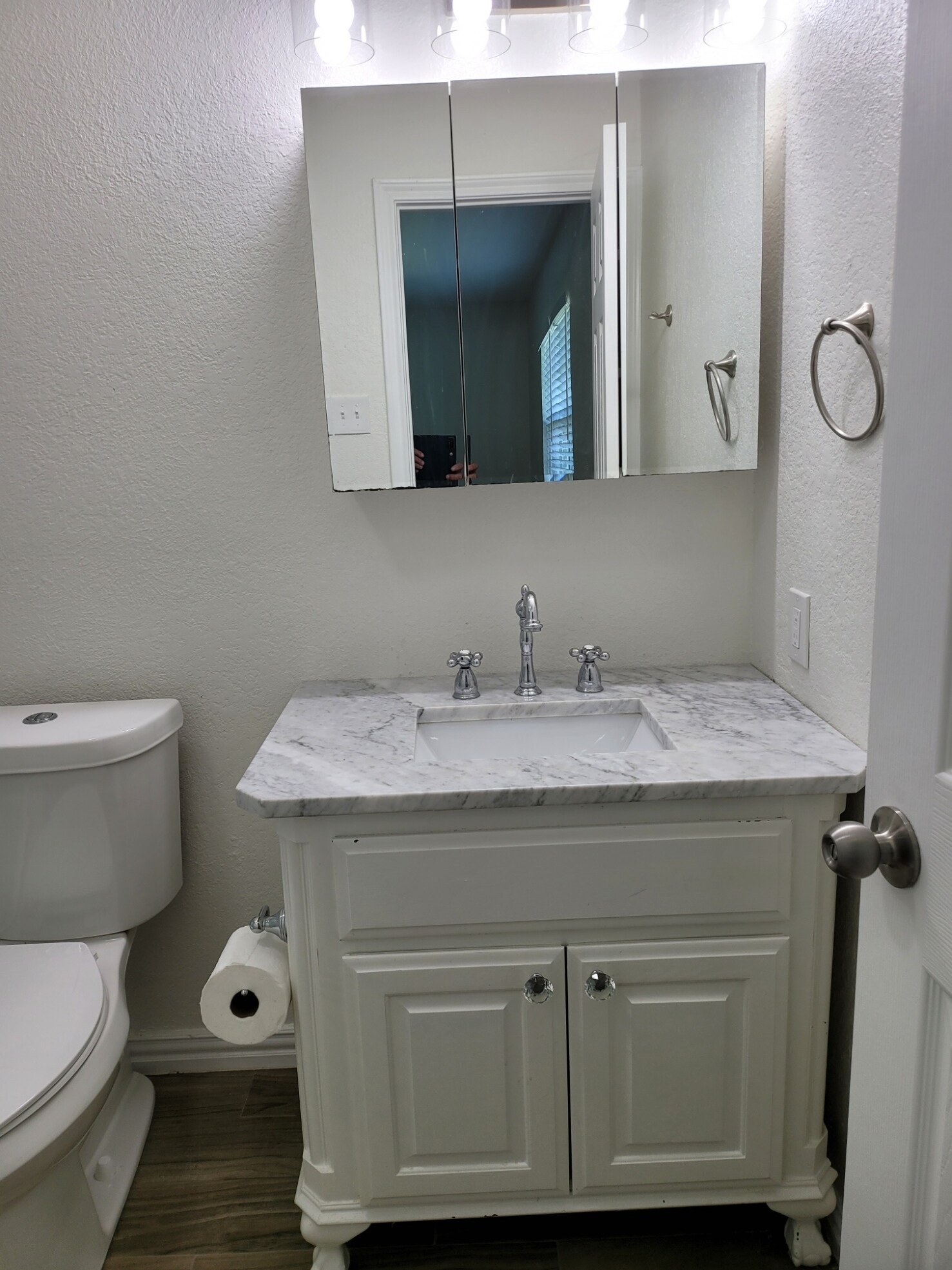 Building Photo - 5225 Nash Dr