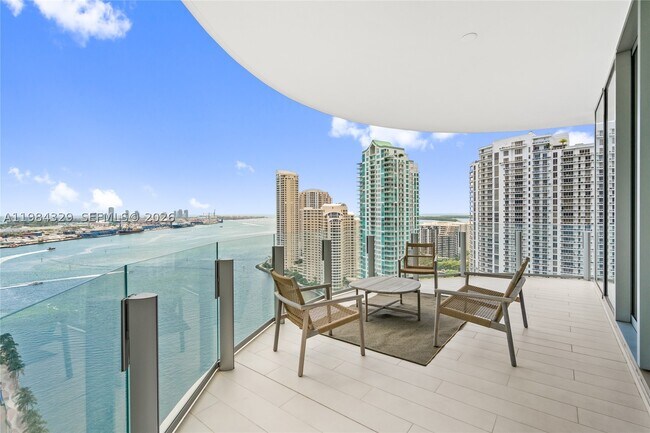 Building Photo - 300 Biscayne Blvd