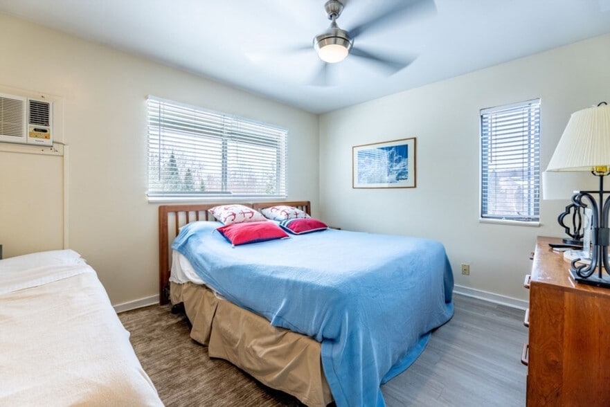 Building Photo - 4323 VT-108