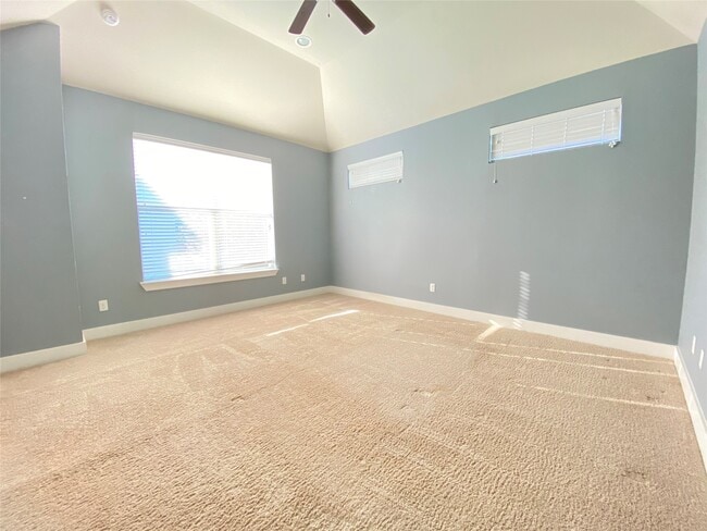 Building Photo - 9510 Cedarpost Square St