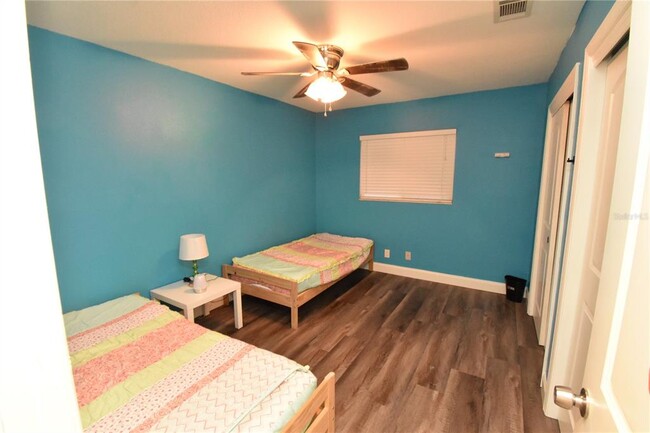 Building Photo - 13801 Cherry Creek Dr
