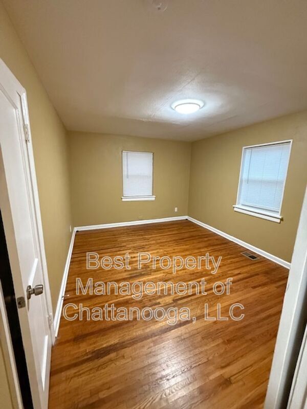 Building Photo - 3009 St Paul St