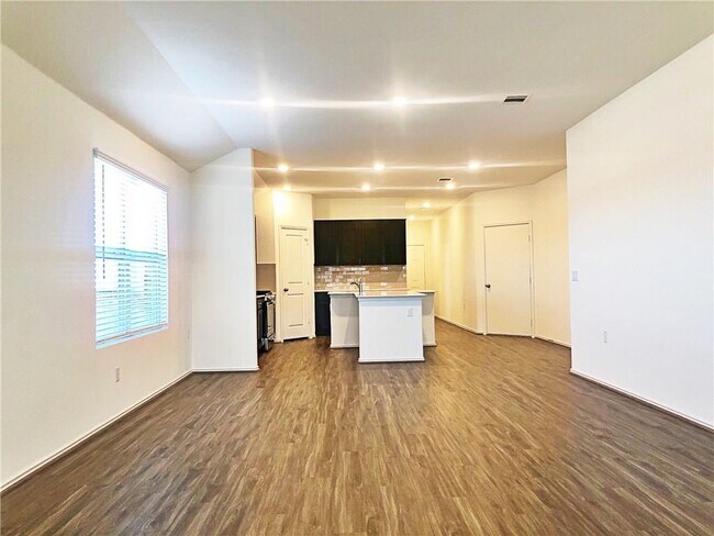 Building Photo - 11824 Eragon Dr