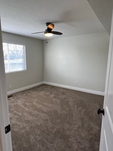 Building Photo - 893 Arnecia Ct