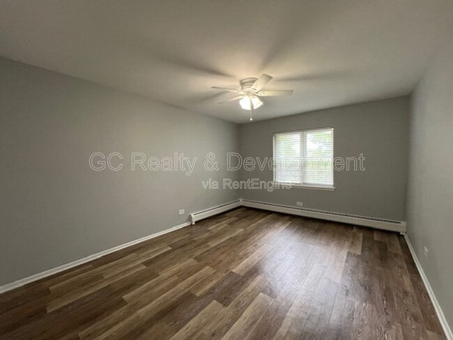 Building Photo - 312 S Warwick Ave