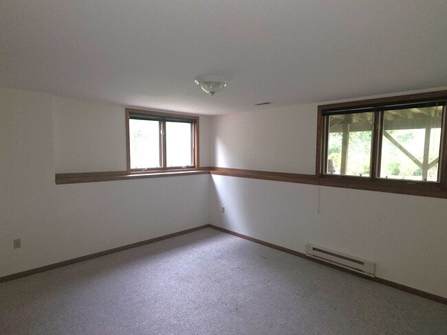 Building Photo - 3207 S Ridge Crest Ct