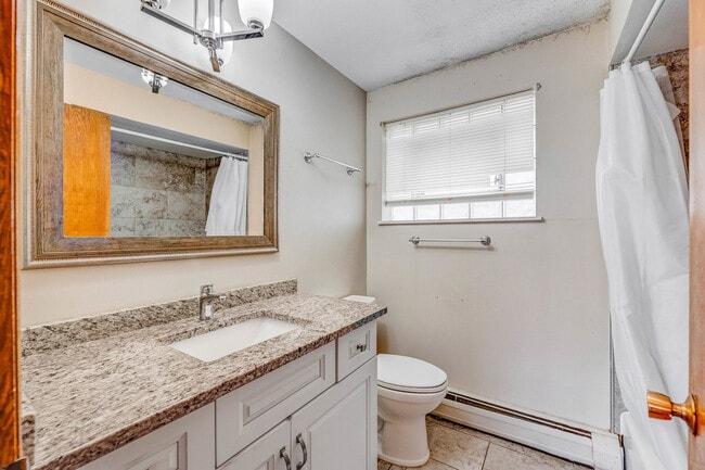 Building Photo - 5626 W 64th St