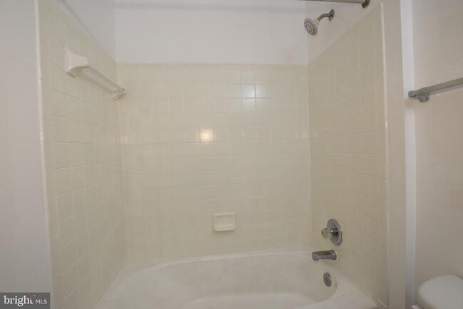 Building Photo - 13850 Crosstie Dr