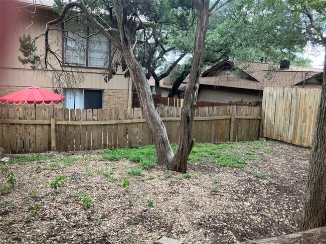 Building Photo - 8111 Ceberry Dr