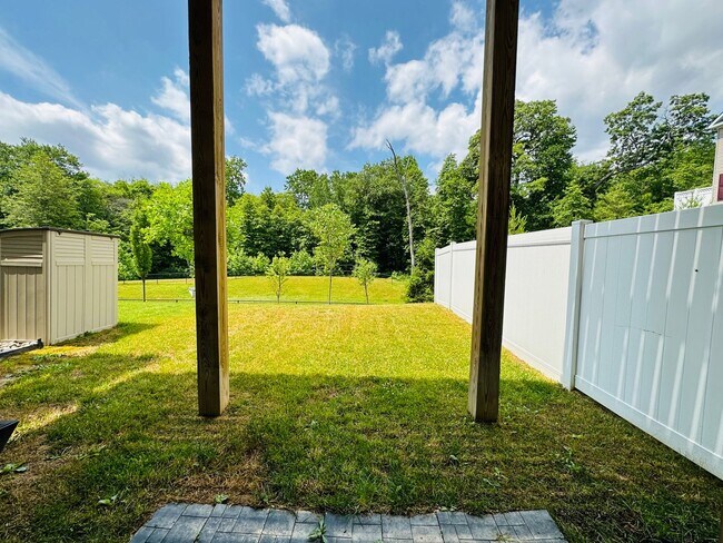 Building Photo - TOWNHOME AVAILABLE IN BALTIMORE CITY