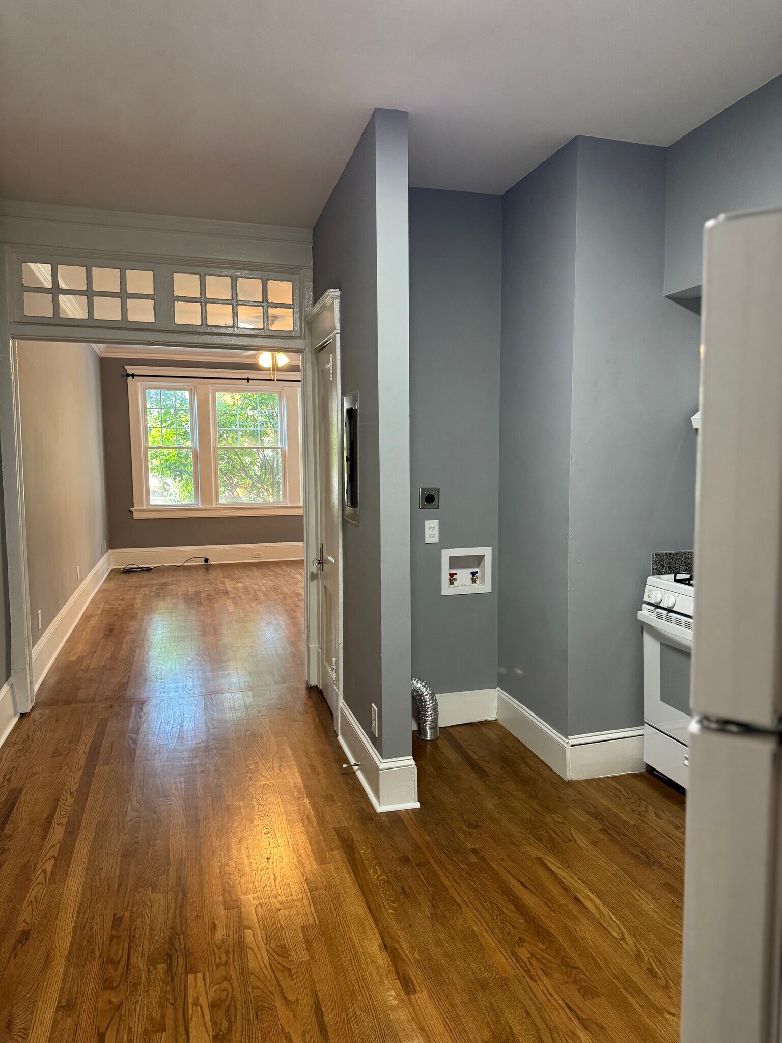 Building Photo - 160 4th St Ne