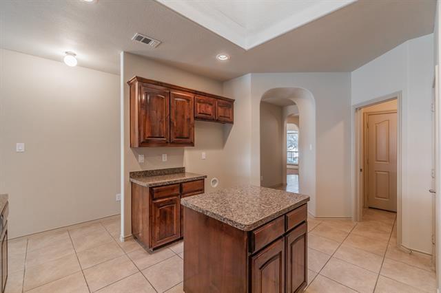 Building Photo - 10844 Irish Glen Trail