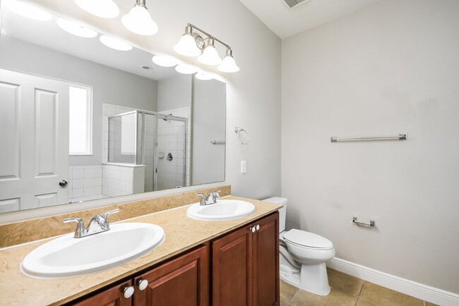Building Photo - 3165 Bayou Ln