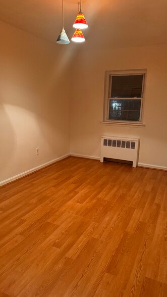 Building Photo - 1320 Thieriot Ave