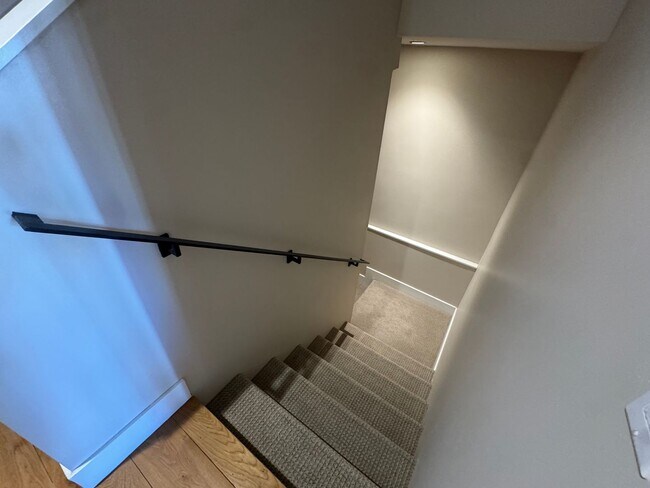 Building Photo - Perfect Sloan Lake Home with all the features and great views