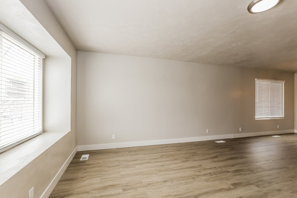 Building Photo - 76 W Stauffer Ln