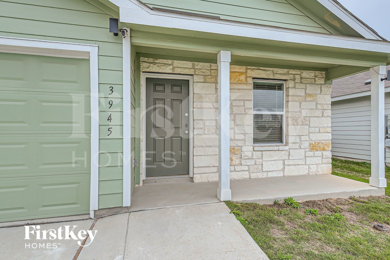 Building Photo - 3945 Far Horizon