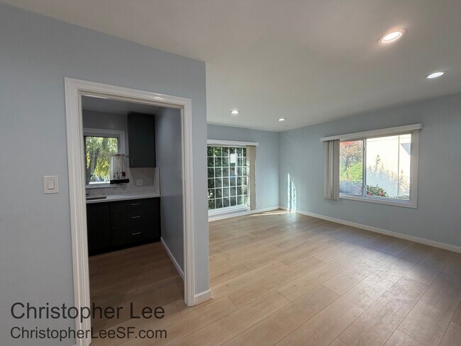 Building Photo - 1433 Jasmine St