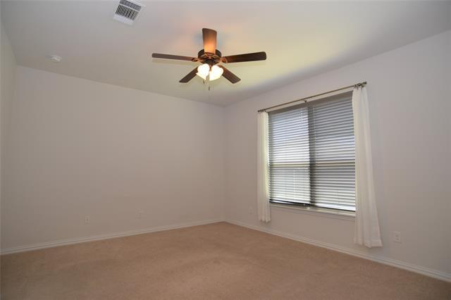 Building Photo - 213 Emerald Creek Dr