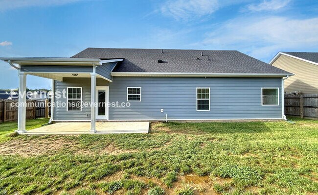 Building Photo - 1028 Echo Rdg Rd