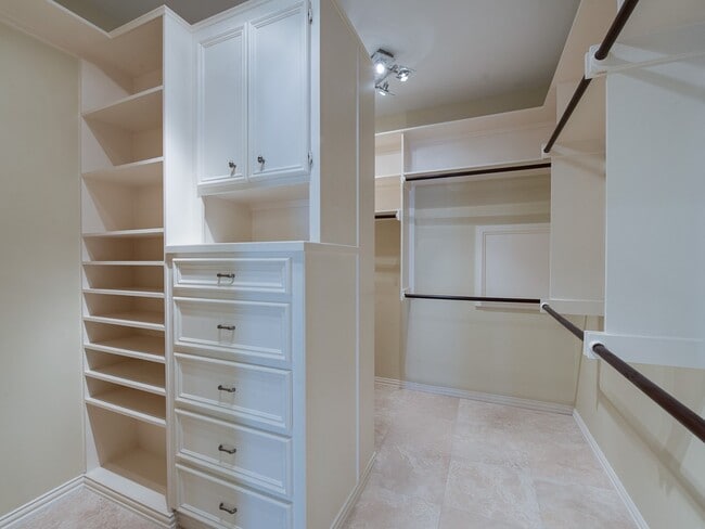 Building Photo - 13419 Amber Queen Ln