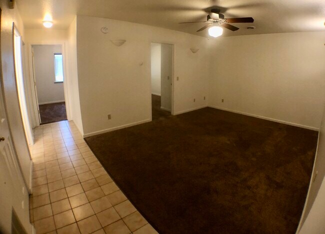 Building Photo - 722 W Broomfield St