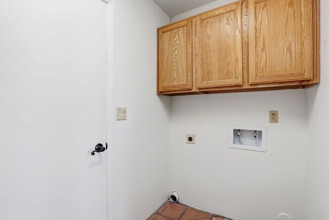 Building Photo - Beautiful Home in McCormick Ranch