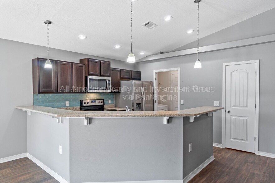 Building Photo - 229 Croft Cir