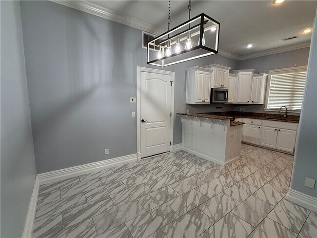 Building Photo - 422 J.T.L Pkwy