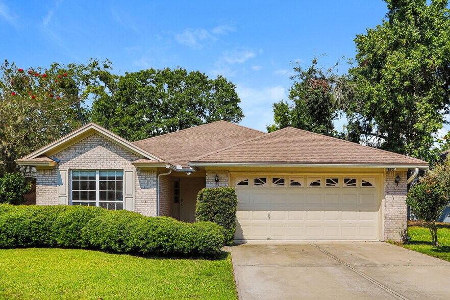 Primary Photo - 1430 Starboard Ct