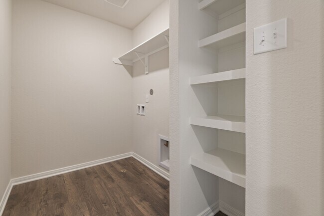 Building Photo - 21691 Lotus Elm St