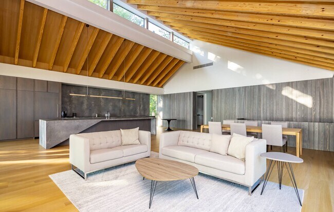 Building Photo - 47L S Ferry Rd