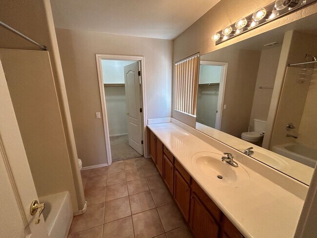 Building Photo - 13026 W Modesto Dr