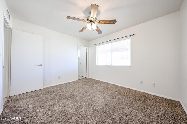 Building Photo - 7208 W Vogel Ave