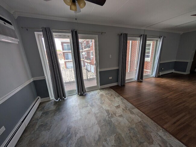 Building Photo - 4752 W 101st St