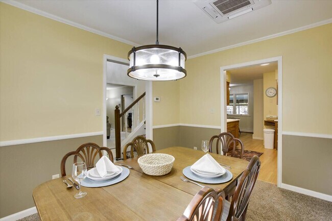 Building Photo - 1908 Pawnee Dr