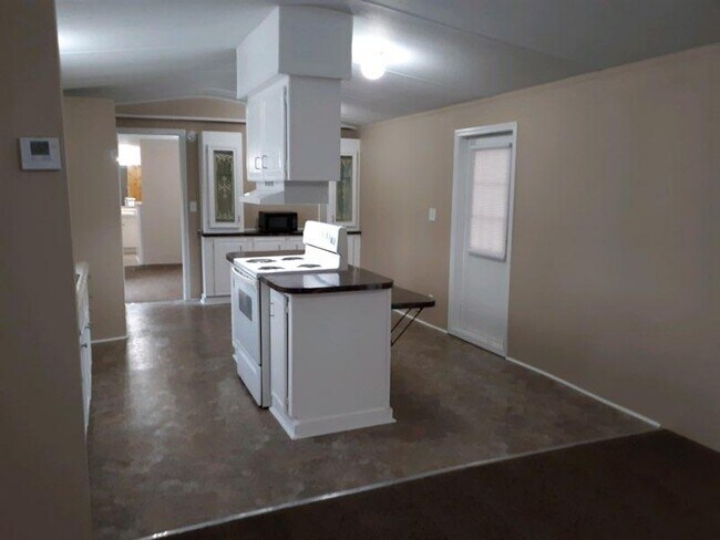 Building Photo - 455 FEWS BRIDGE ROAD