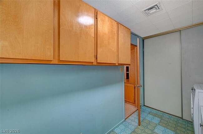 Building Photo - 6208 Casada Way