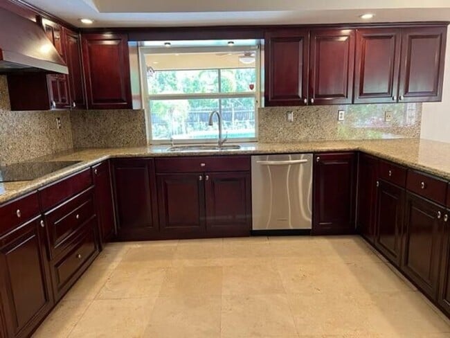 Building Photo - 2498 NW 25th St