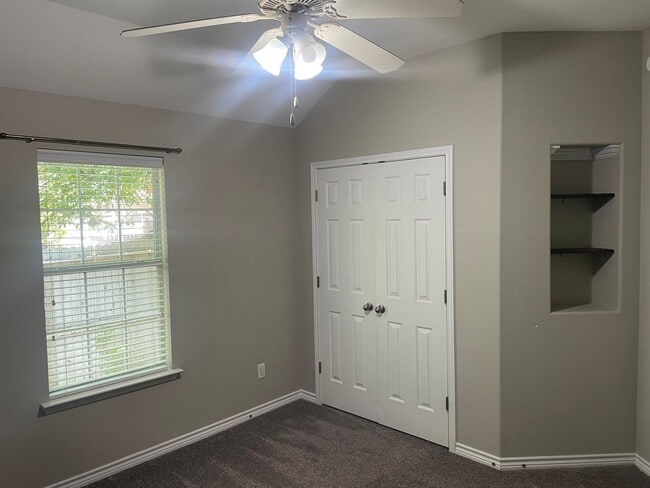 Building Photo - 3 BEDROOM, BELTON ISD