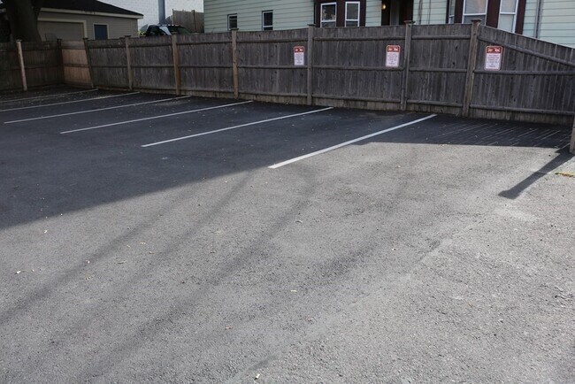 Building Photo - 30 Rantoul St