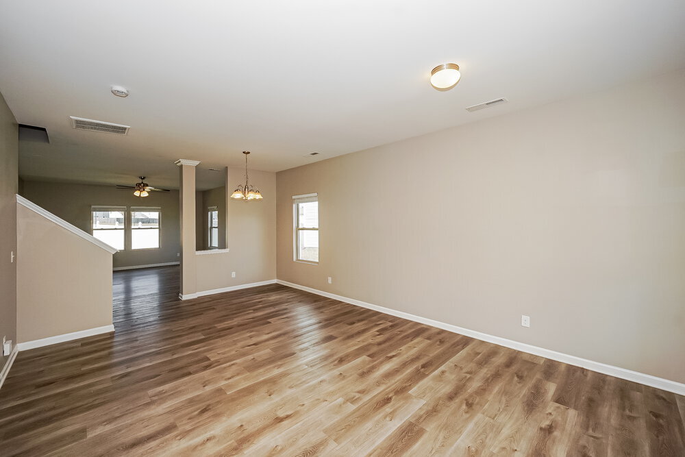 Building Photo - 3343 Saddlebrook Dr